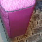 Michael Kors Jet Set Large Signature Top Zip Shoulder Bag – Dragonfruit Pink NWT