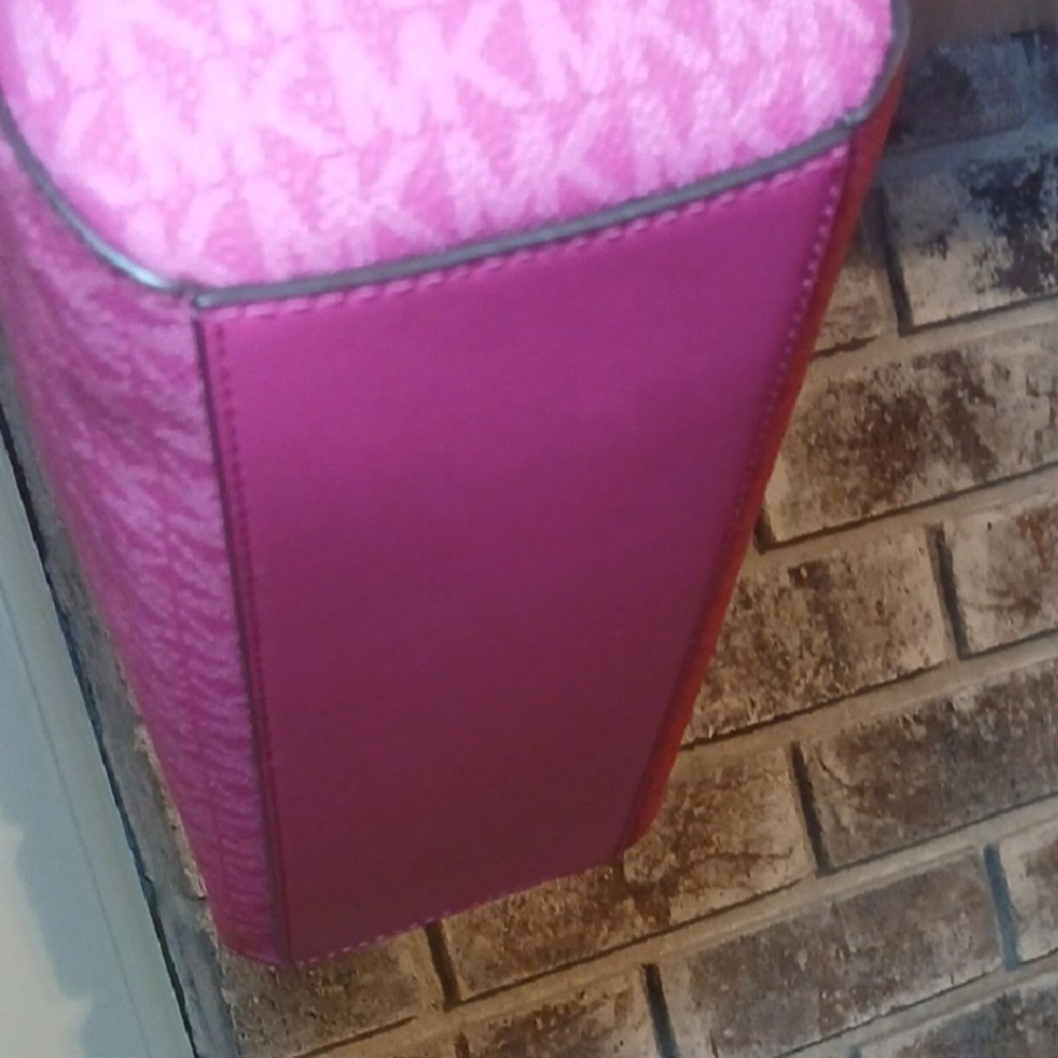 Michael Kors Jet Set Large Signature Top Zip Shoulder Bag – Dragonfruit Pink NWT